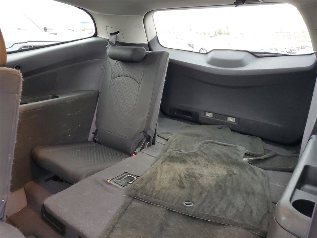 Used 2011 Chevrolet Traverse LT w/ Personal Connectivity Package image 12