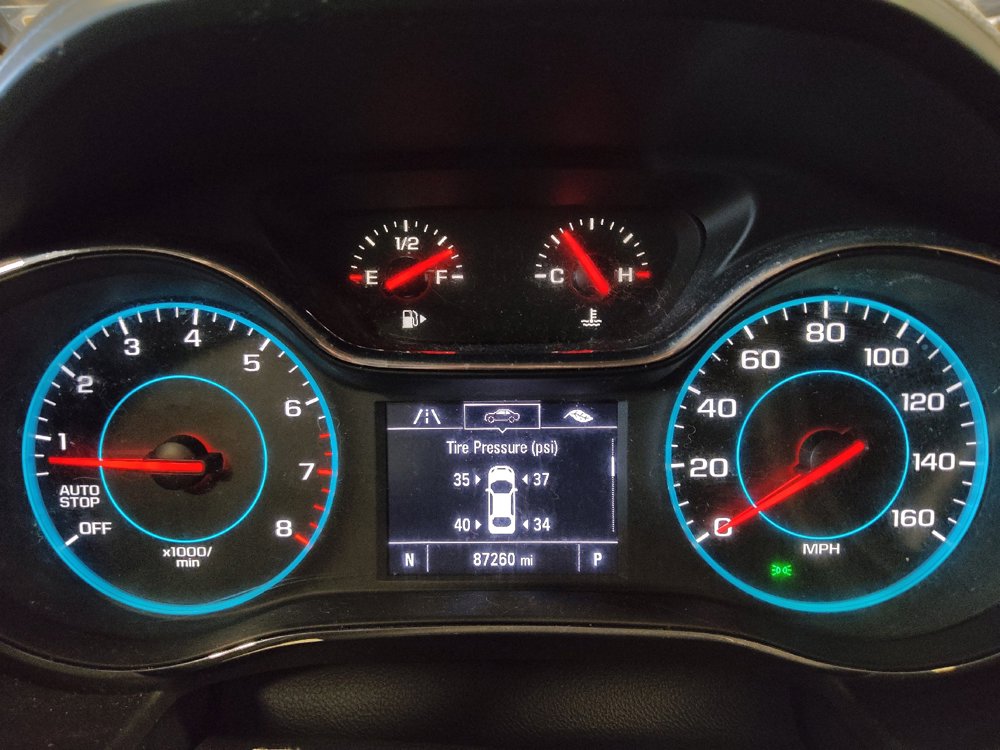 Used 2017 Chevrolet Cruze LT FWD image 23