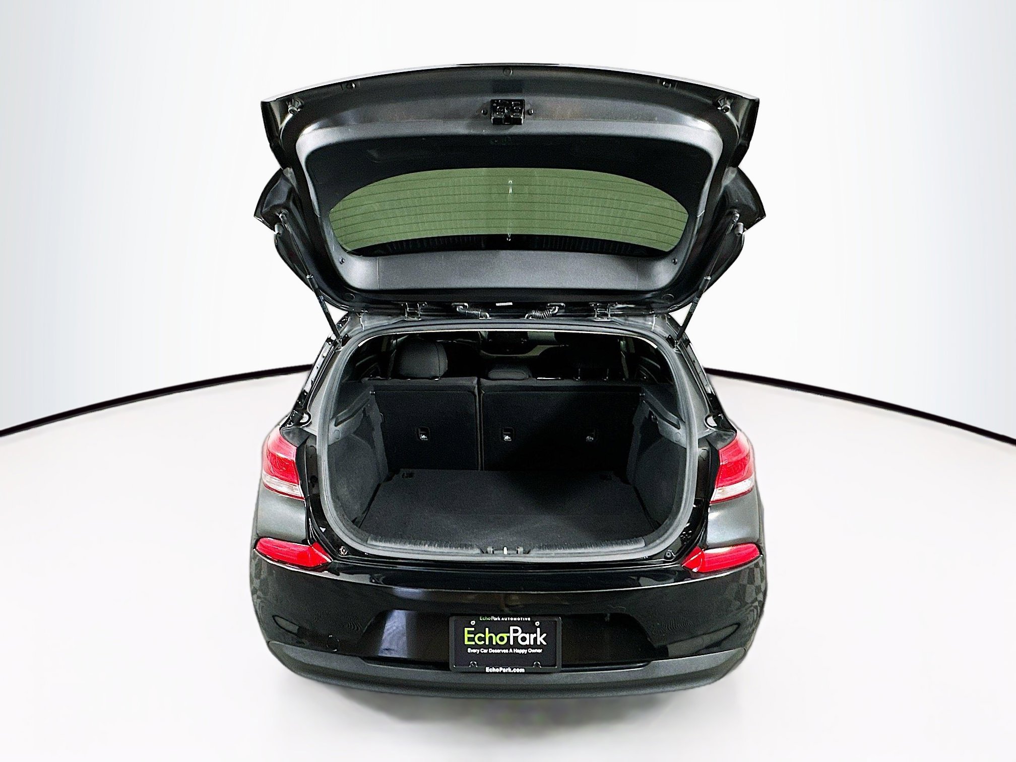 Used 2019 Hyundai Elantra GT image 26