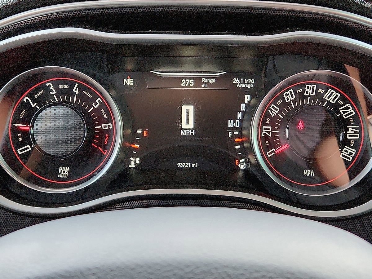 Used 2016 Dodge Challenger SXT Plus RWD image 10