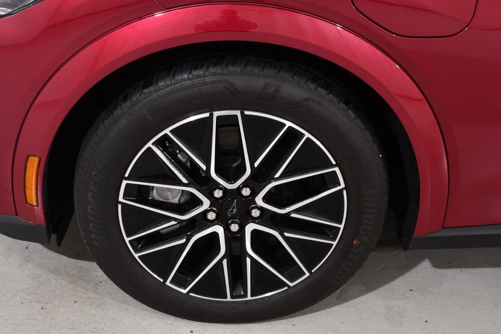 Used 2025 Ford Mustang Mach-E Premium AWD/4WD image 23