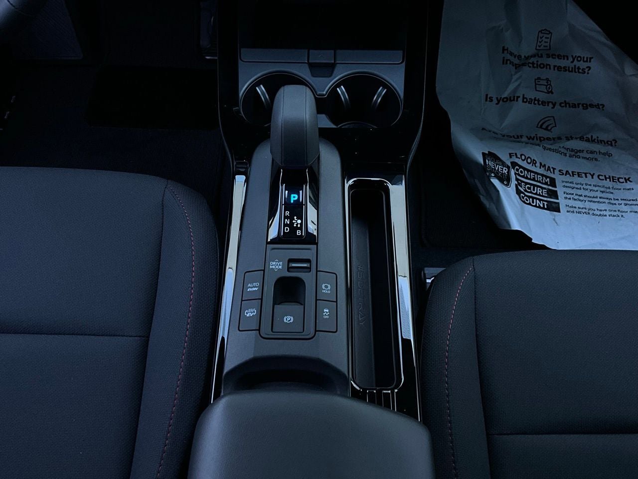 New 2026 Toyota Prius Plug-In Hybrid FWD image 13