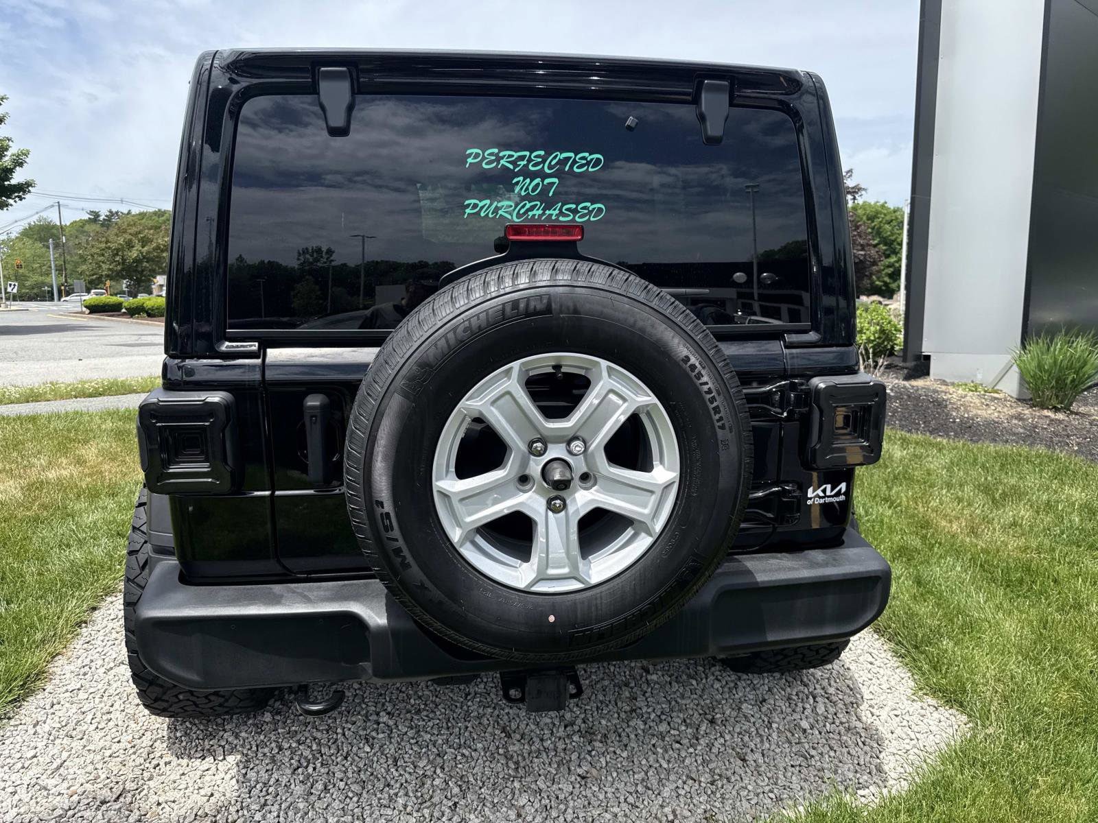 Used 2022 Jeep Wrangler Unlimited Sport w/ Sun And Sound Package AWD/4WD image 4