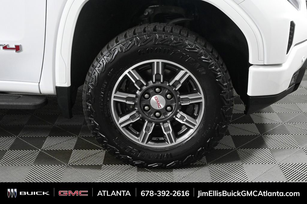 Used 2024 GMC Sierra 1500 AT4 w/ Technology Package image 38