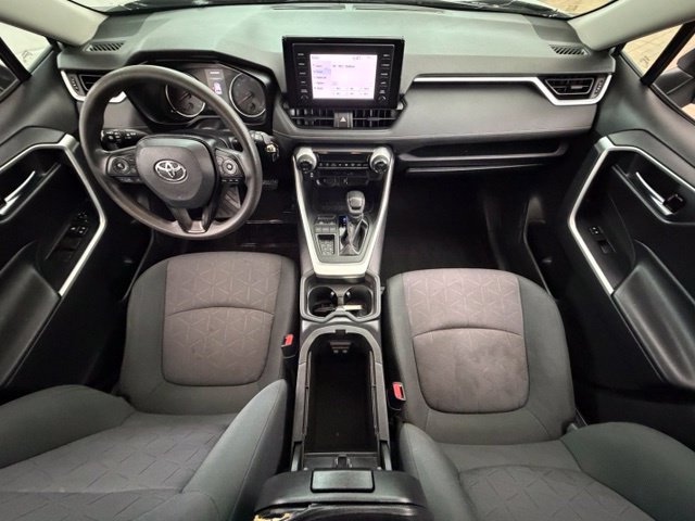 Used 2019 Toyota RAV4 XLE FWD image 18