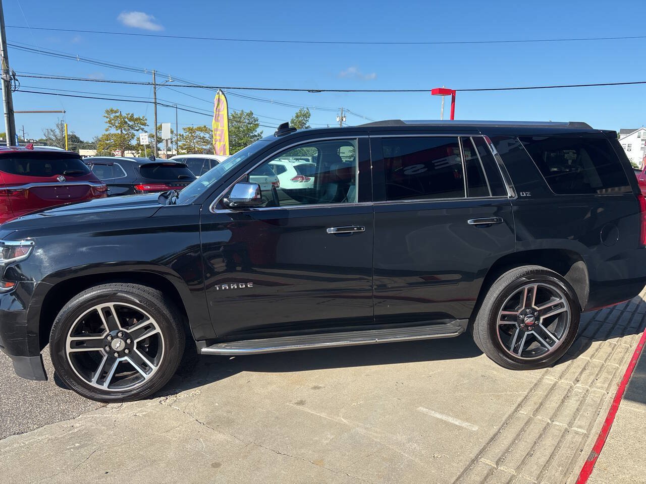 Used 2015 Chevrolet Tahoe LTZ AWD/4WD image 33