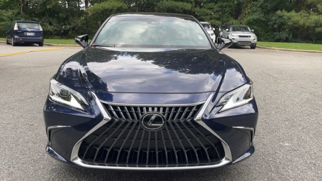 Used 2025 Lexus ES 350 w/ Premium Package FWD image 3