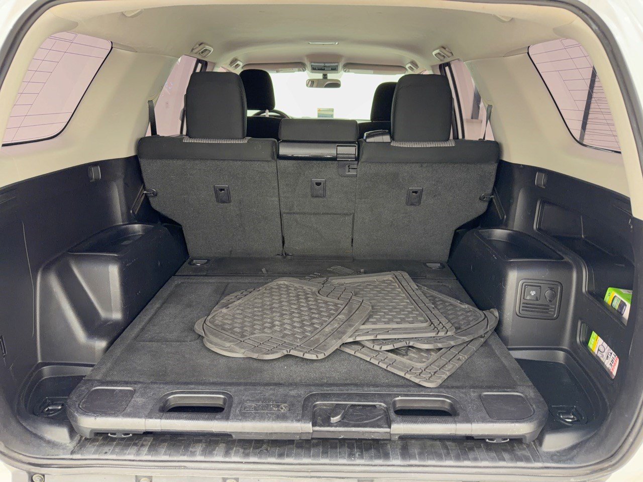Used 2016 Toyota 4Runner SR5 RWD image 28