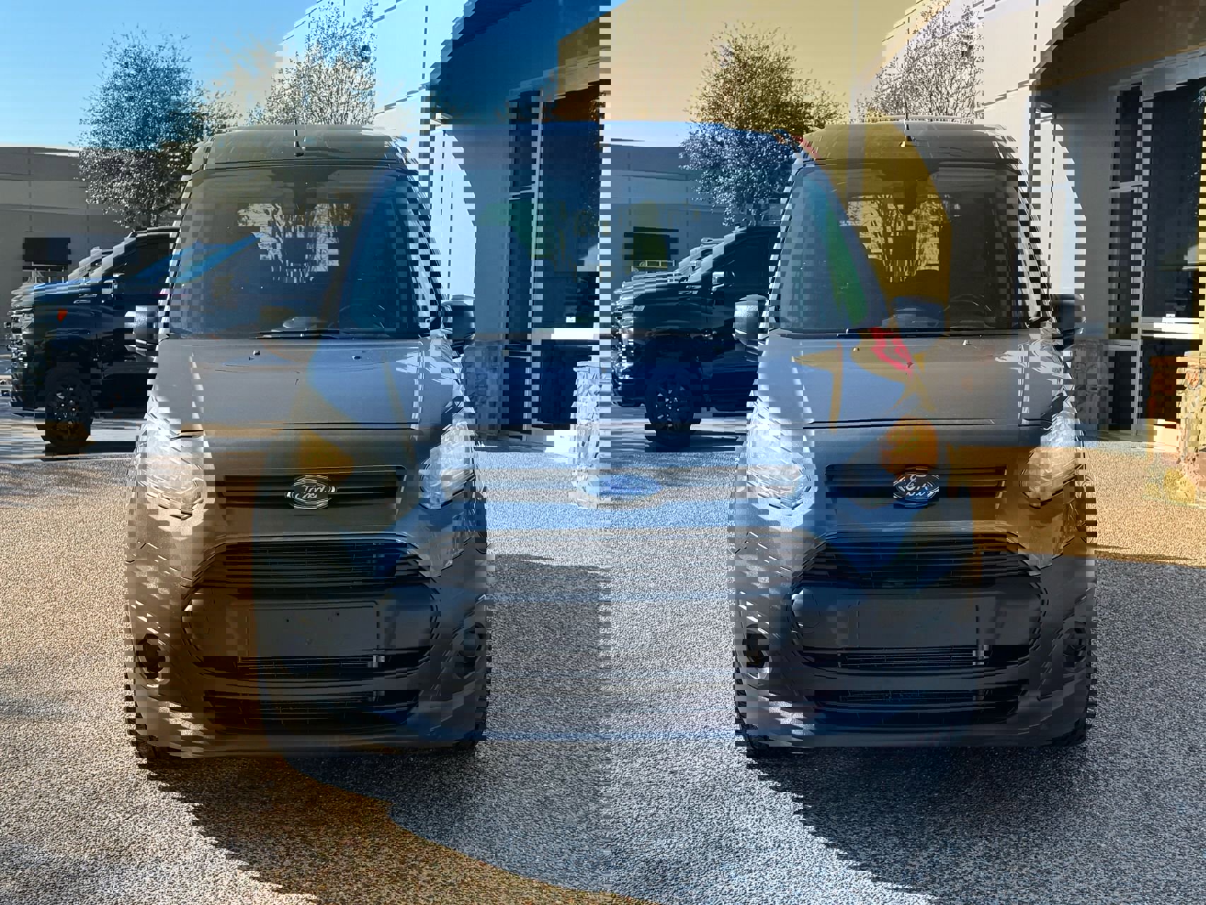 Used 2018 Ford Transit Connect XL image 3