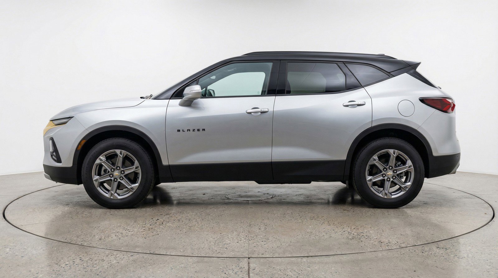 Used 2025 Chevrolet Blazer LT image 5