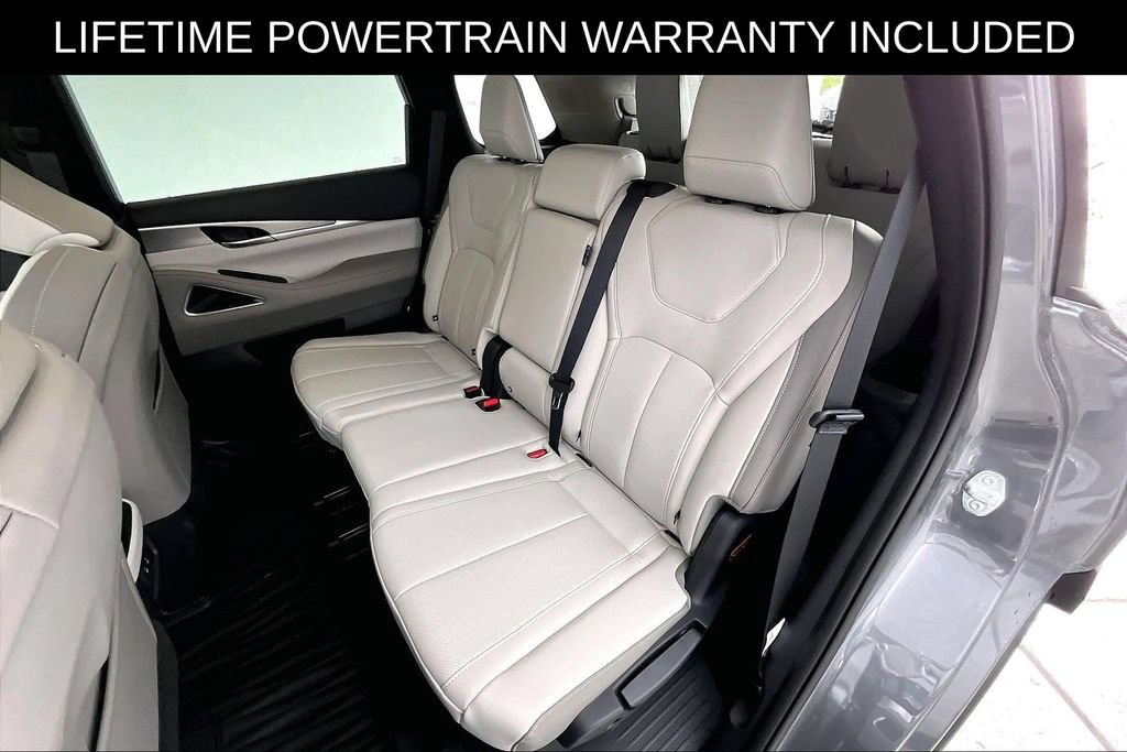New 2027 INFINITI QX60 Luxe w/ Cargo Package FWD image 19