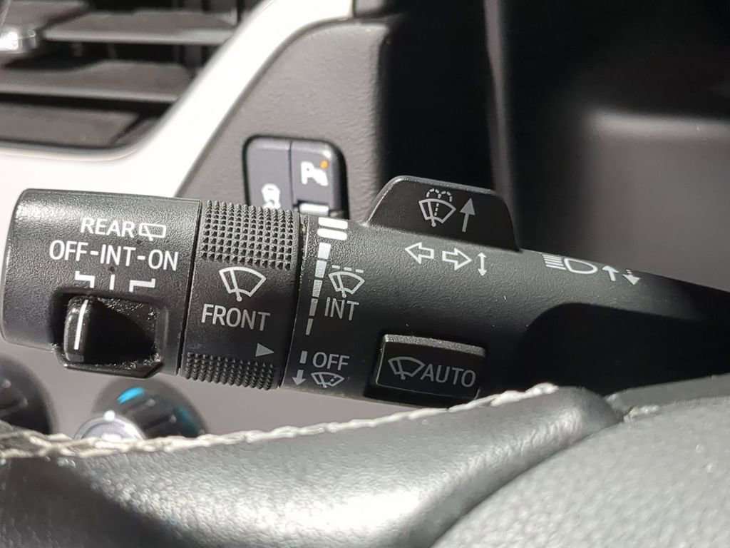 Used 2020 GMC Yukon SLT image 42