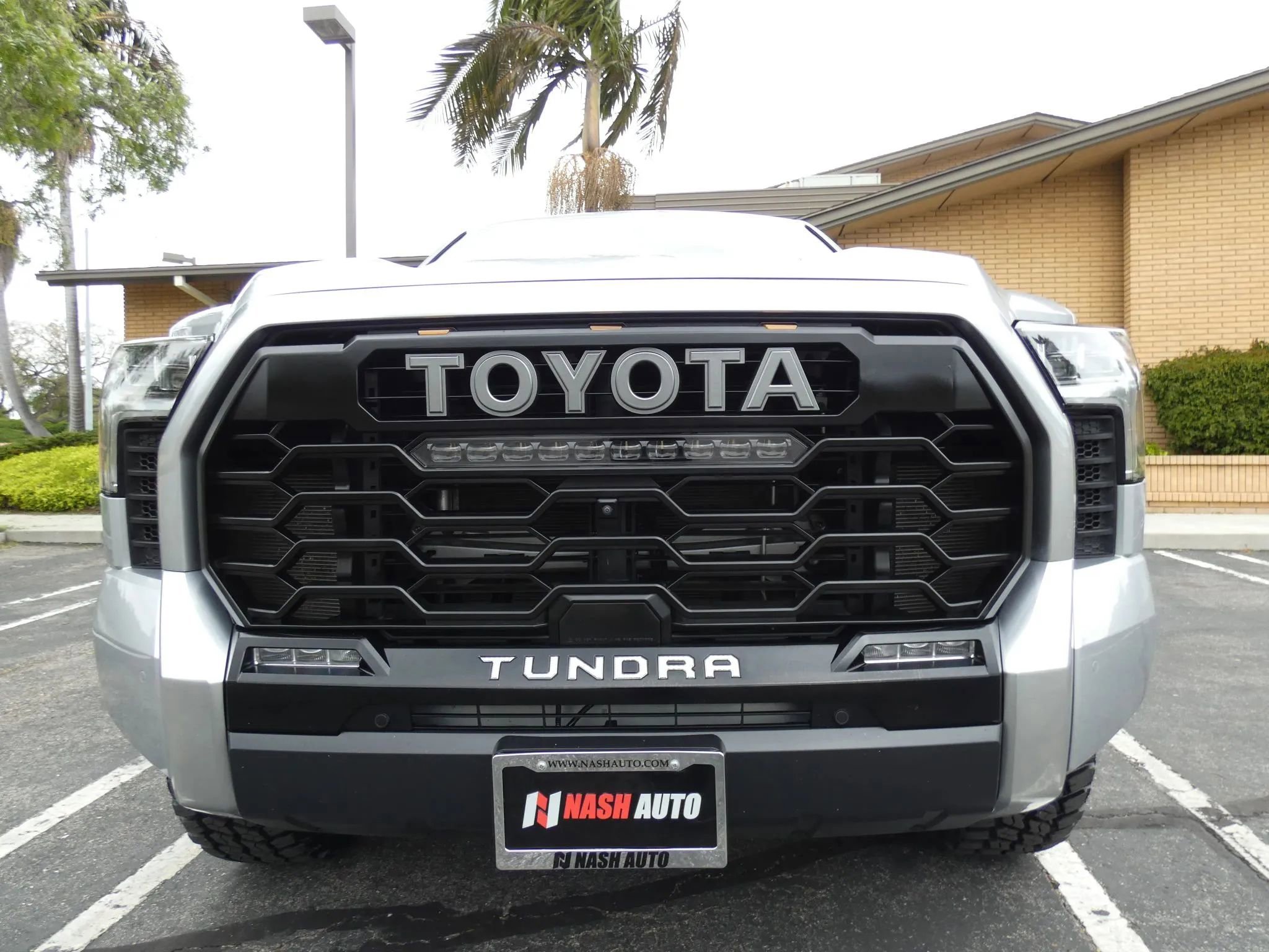 Used 2024 Toyota Tundra Limited w/ TRD Off-Road Package image 15