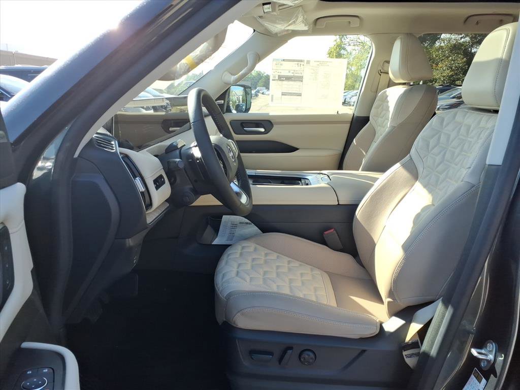 New 2026 Nissan Armada Platinum image 25