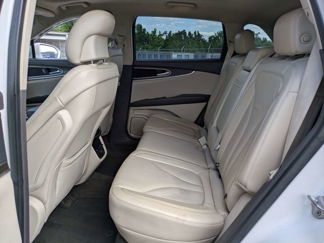 Used 2018 Lincoln MKX Reserve FWD image 14