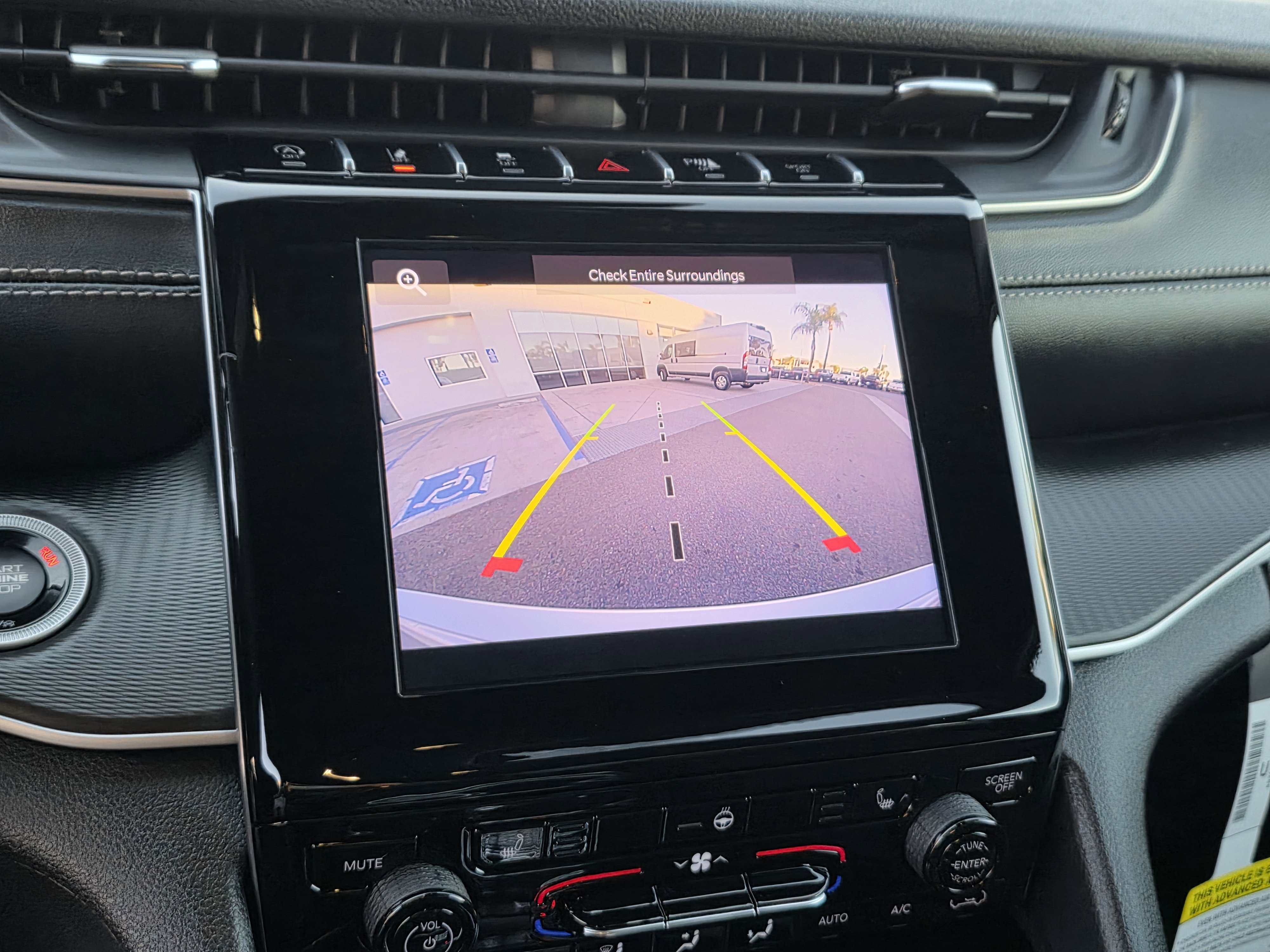 New 2025 Jeep Grand Cherokee Altitude RWD image 15