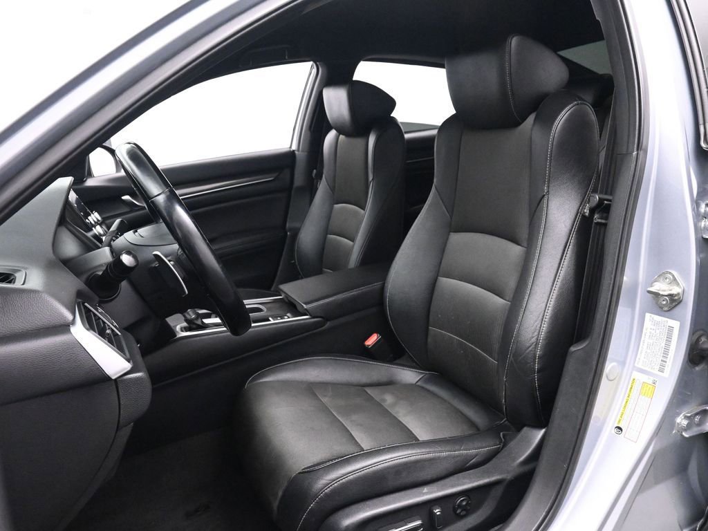 Used 2019 Honda Accord Sport image 15