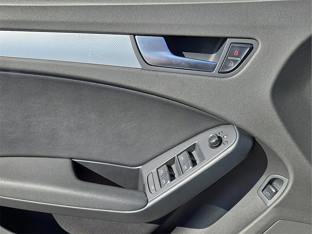 Used 2009 Audi A4 2.0T Premium image 15