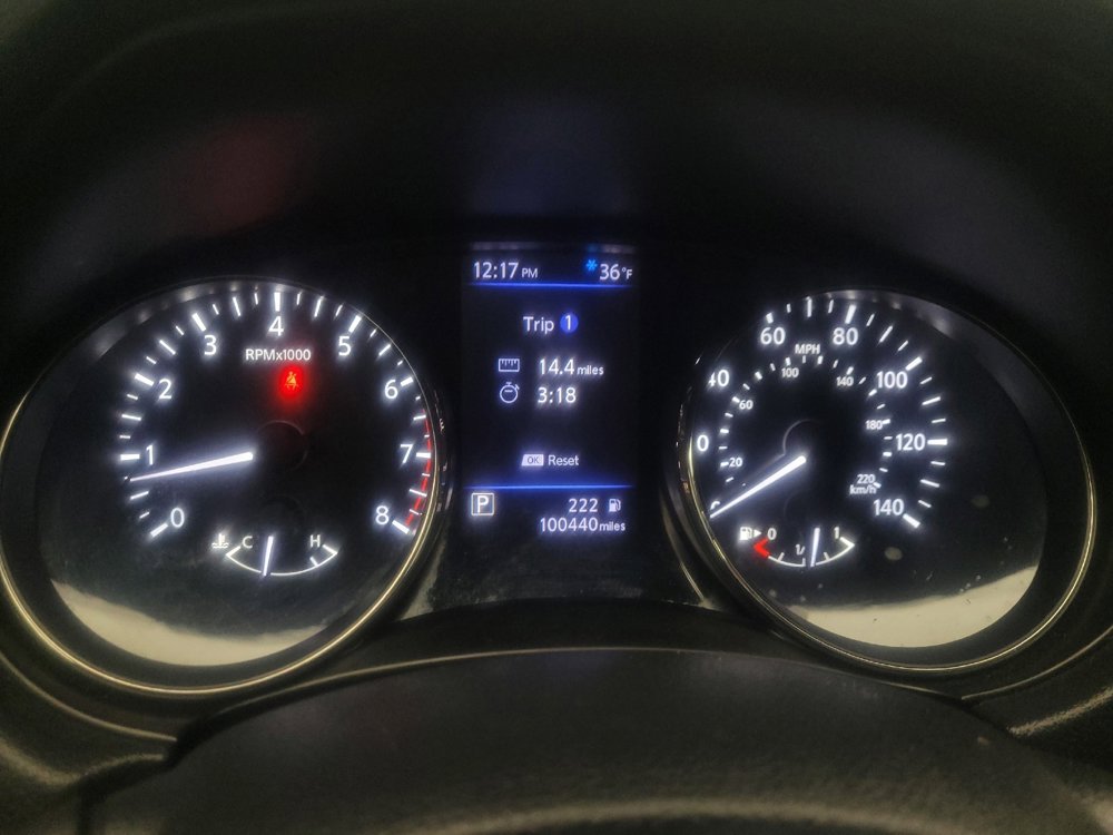 Used 2018 Nissan Rogue SV image 23