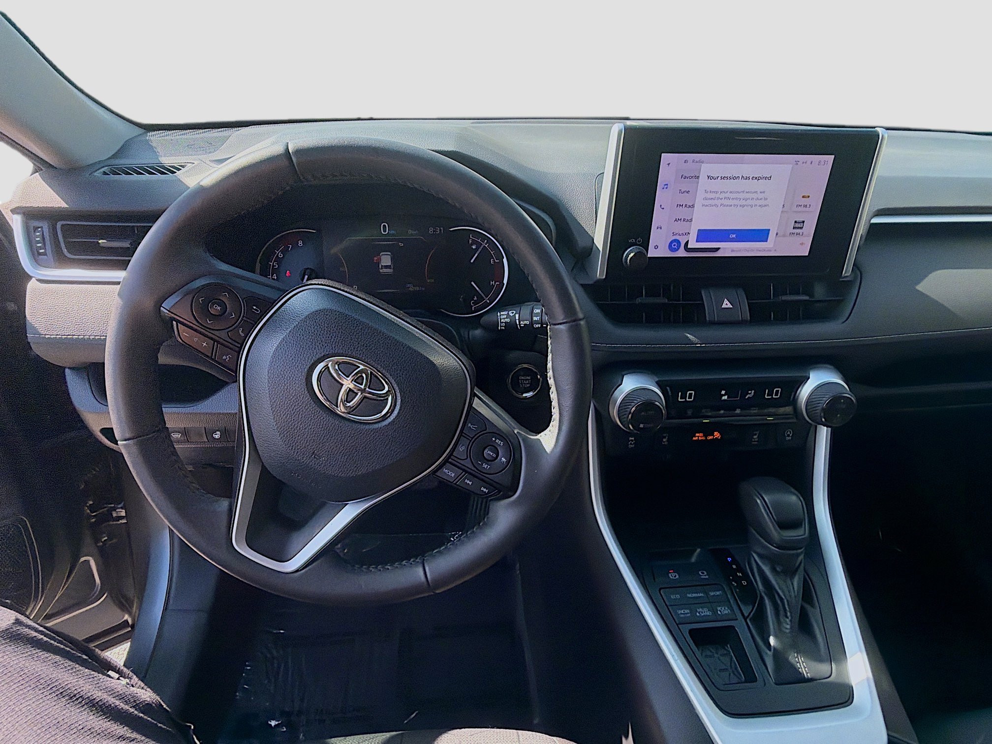 Used 2023 Toyota RAV4 XLE w/ Convenience Package AWD/4WD image 10