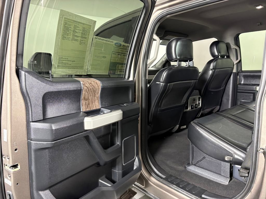Certified 2019 Ford F450 Lariat w/ Lariat Ultimate Package image 28