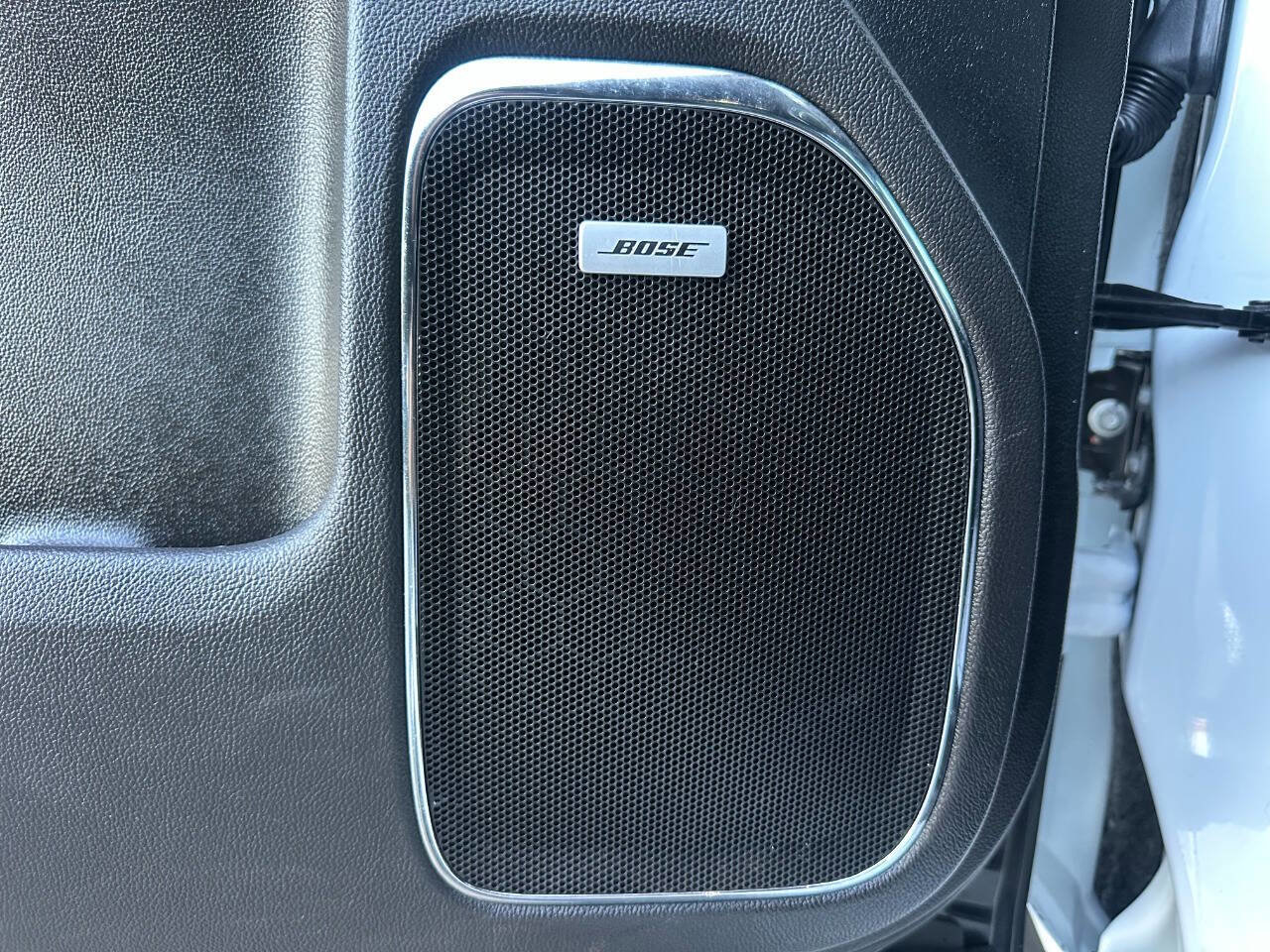 Used 2018 GMC Sierra 1500 SLT w/ SLT Premium Package image 32