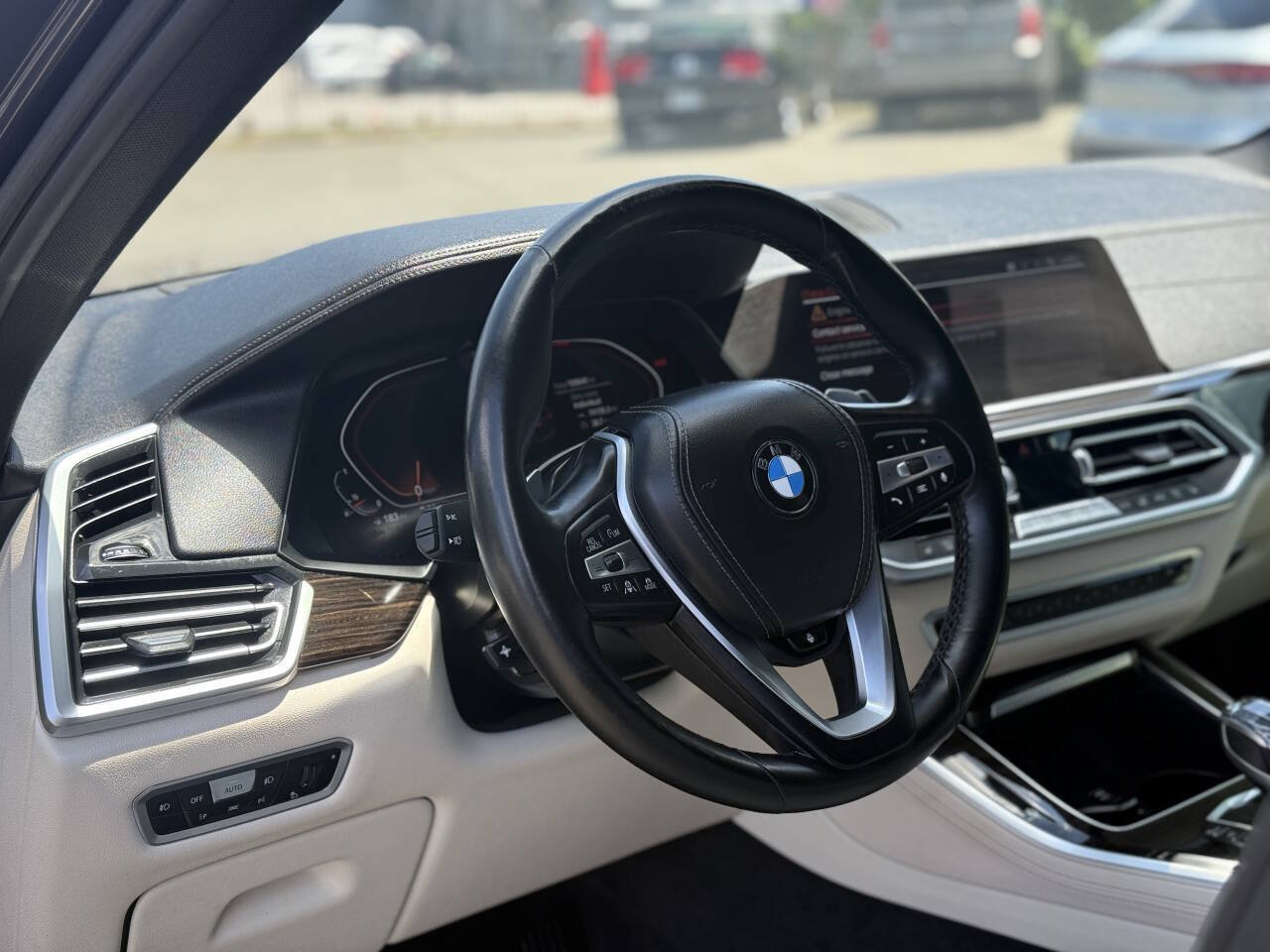 Used 2019 BMW X5 xDrive40i AWD/4WD image 8
