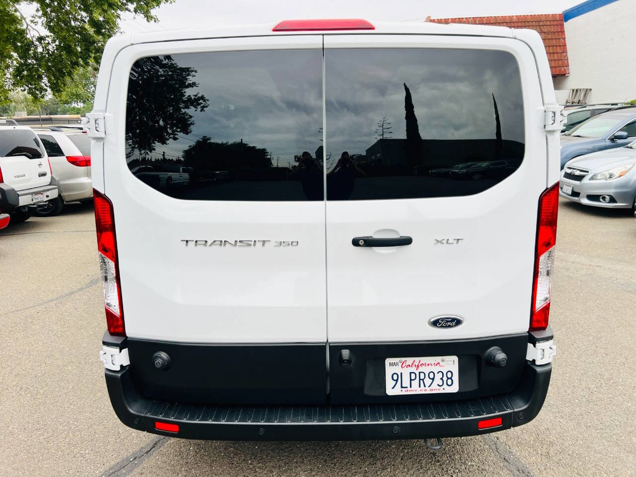 Used 2024 Ford Transit 350 XLT RWD image 8
