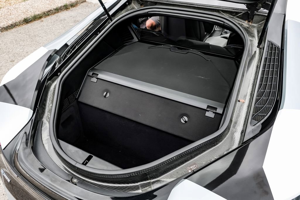 Used 2015 BMW i8 image 45