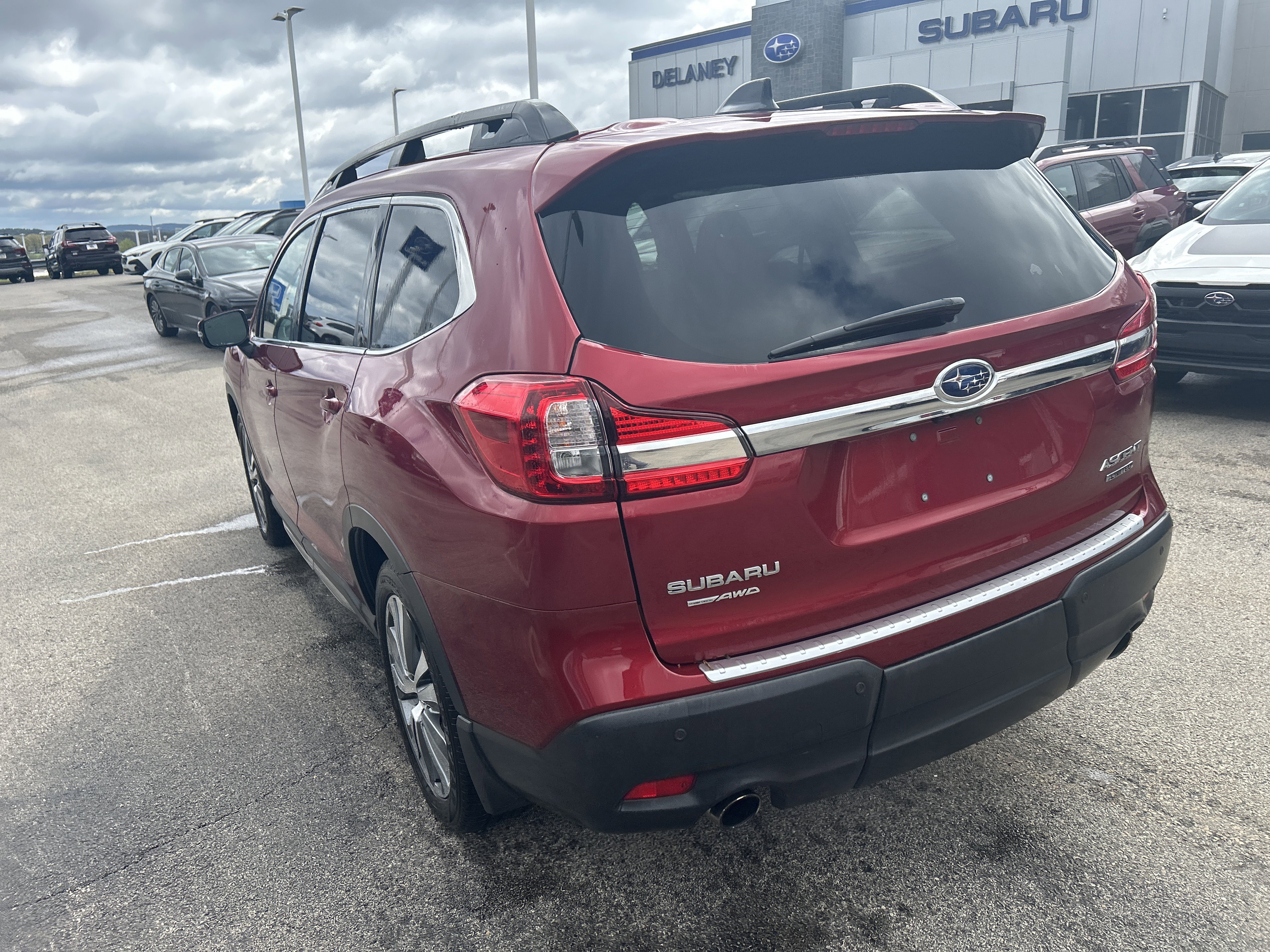 Used 2020 Subaru Ascent Limited w/ Popular Package #3 AWD/4WD image 16