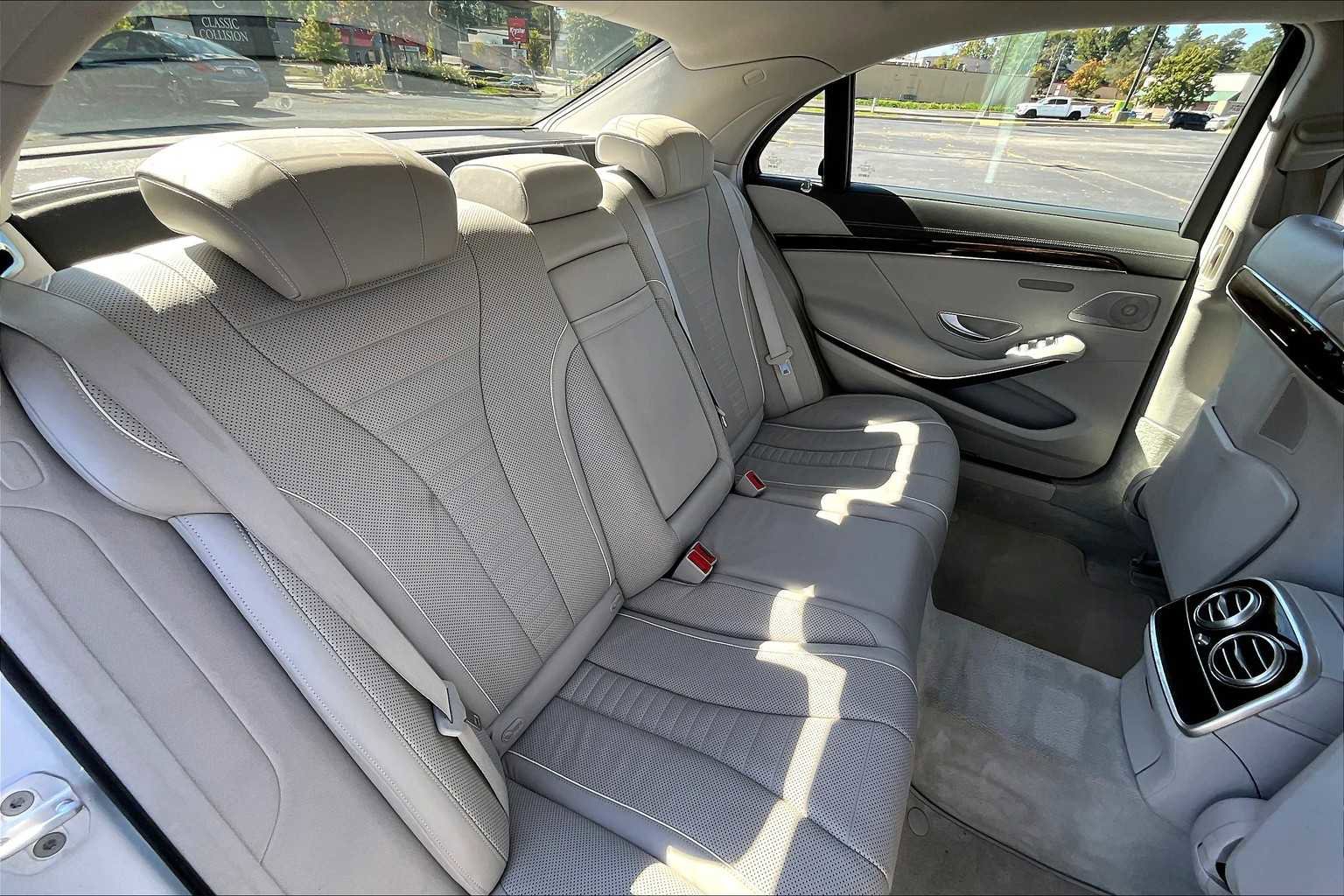 Used 2015 Mercedes-Benz S 550 Sedan image 20