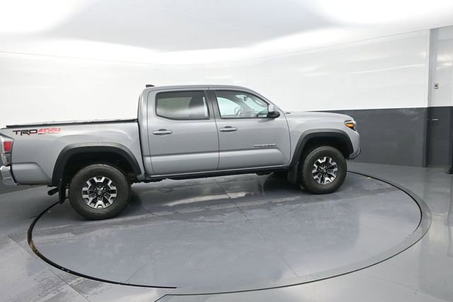 Used 2021 Toyota Tacoma TRD Off-Road AWD/4WD image 9