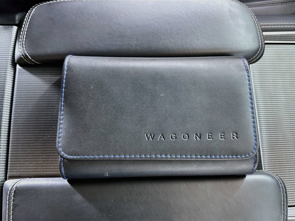 Used 2023 Jeep Grand Wagoneer Series II AWD/4WD image 48