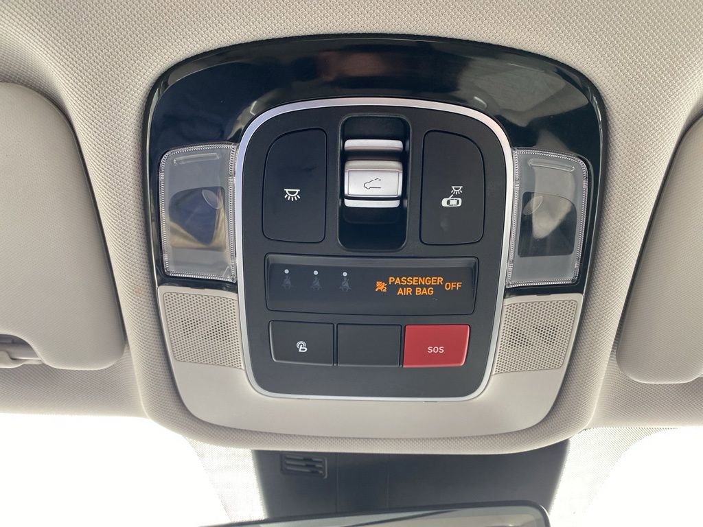 Used 2024 Hyundai Tucson Limited image 25