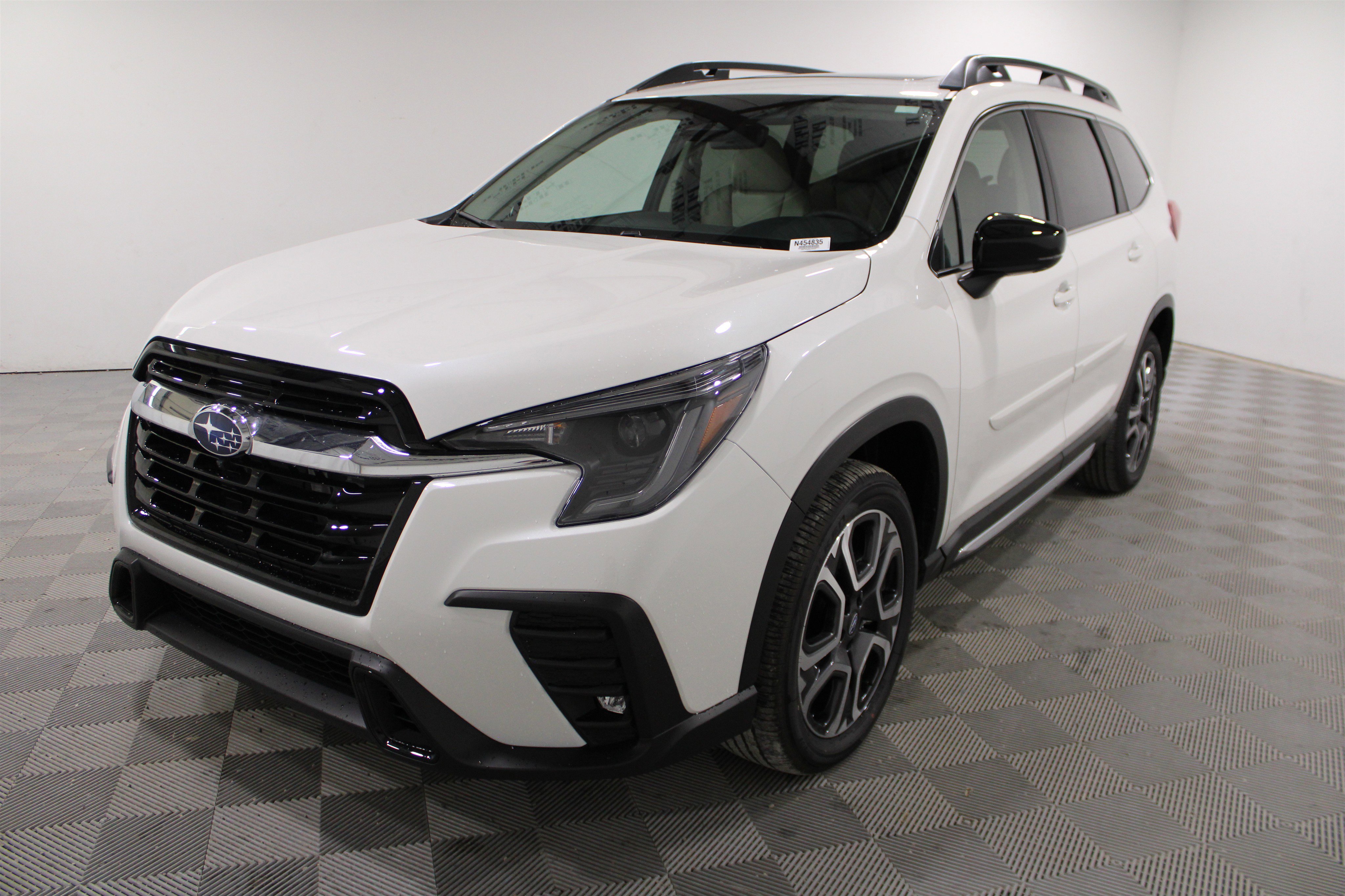 New 2025 Subaru Ascent Limited image 34