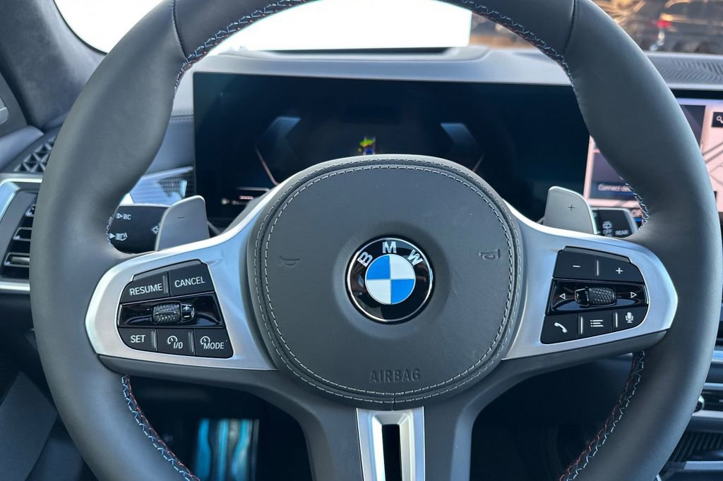 New 2026 BMW X7 M60i image 28