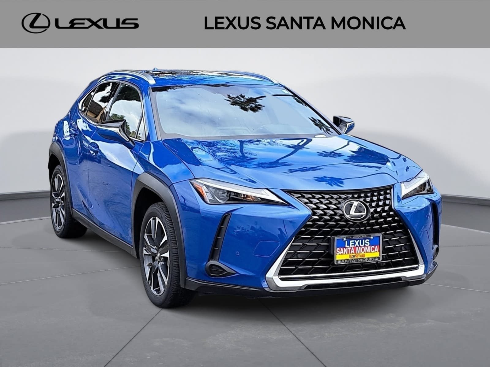 Used 2024 Lexus UX 250h FWD image 3