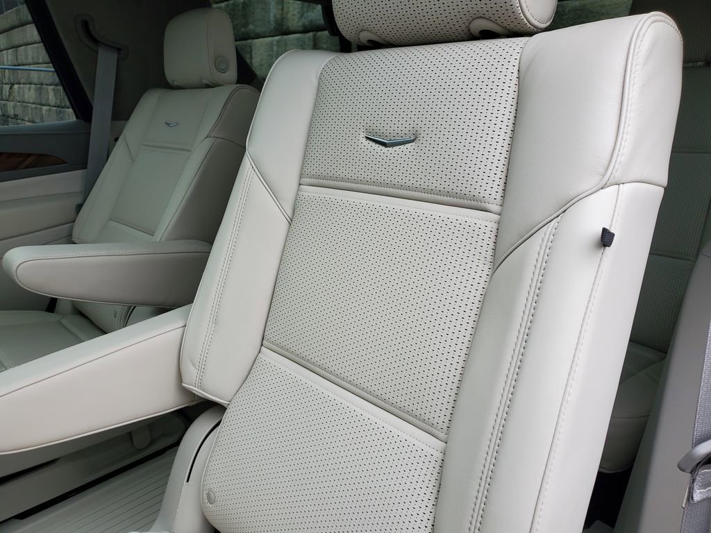 Certified 2024 Cadillac Escalade Sport Platinum image 43