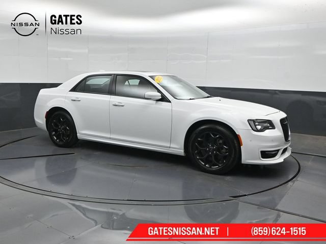 Used 2022 Chrysler 300 Touring L w/ Popular Equipment Group AWD/4WD image 1