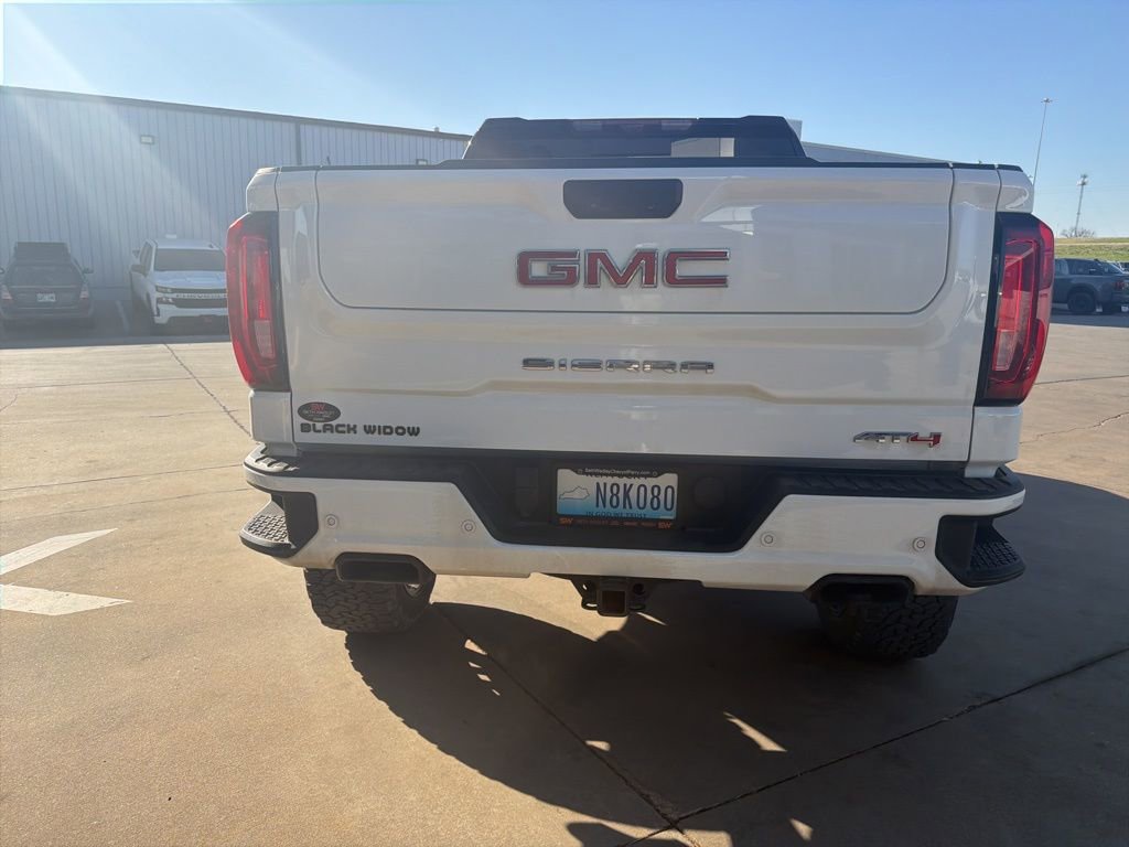 Used 2024 GMC Sierra 1500 AT4 w/ Technology Package image 4