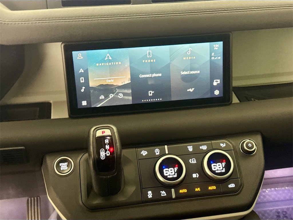 Used 2022 Land Rover Defender 110 S image 13