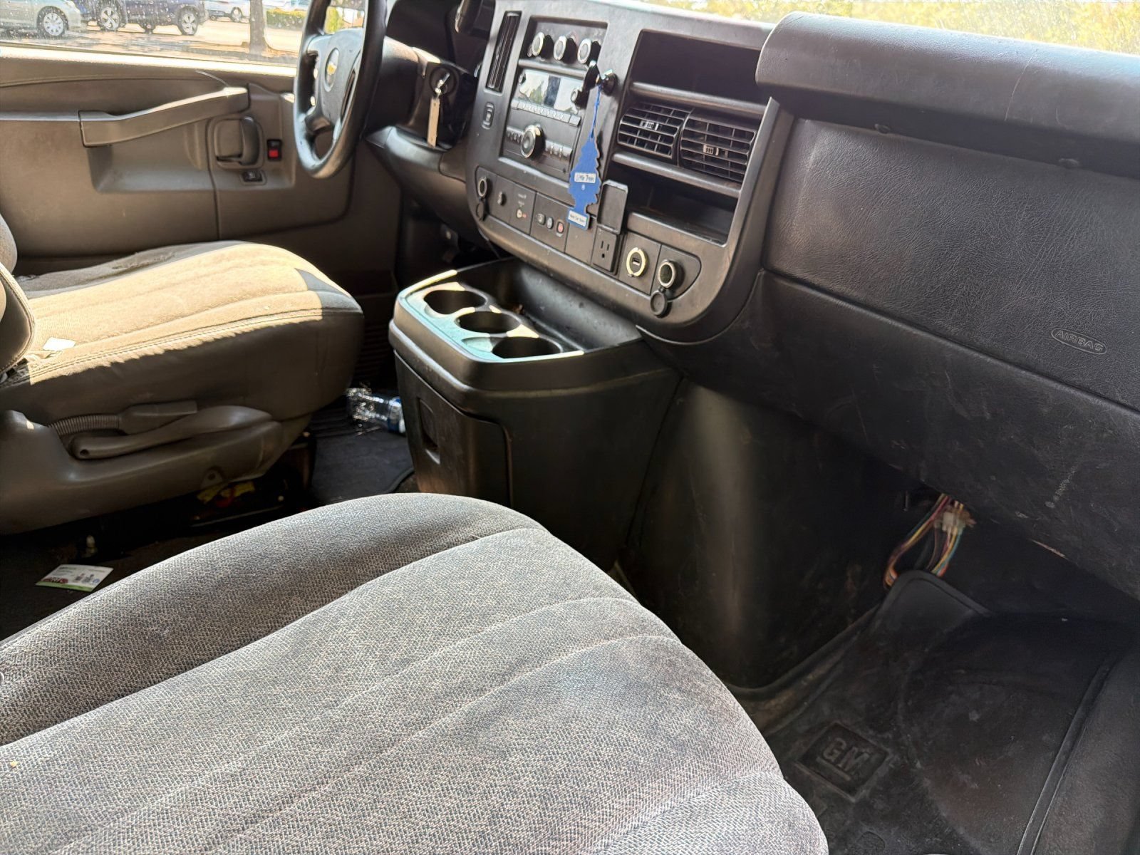 Used 2016 Chevrolet Express 3500 LT w/ LT Preferred Equipment Group RWD image 11