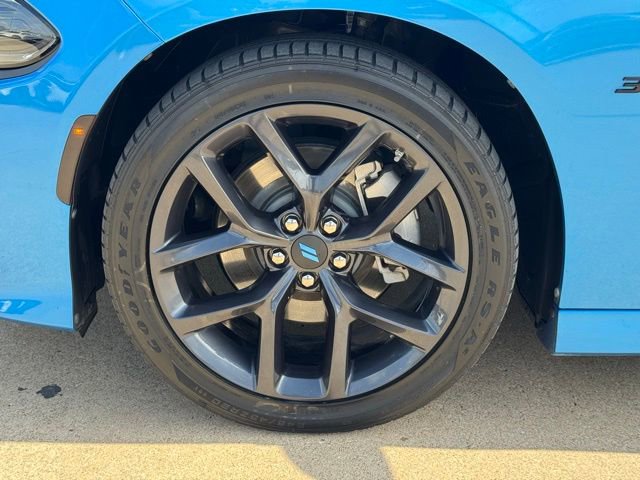 Used 2023 Dodge Charger R/T w/ Blacktop Package image 8
