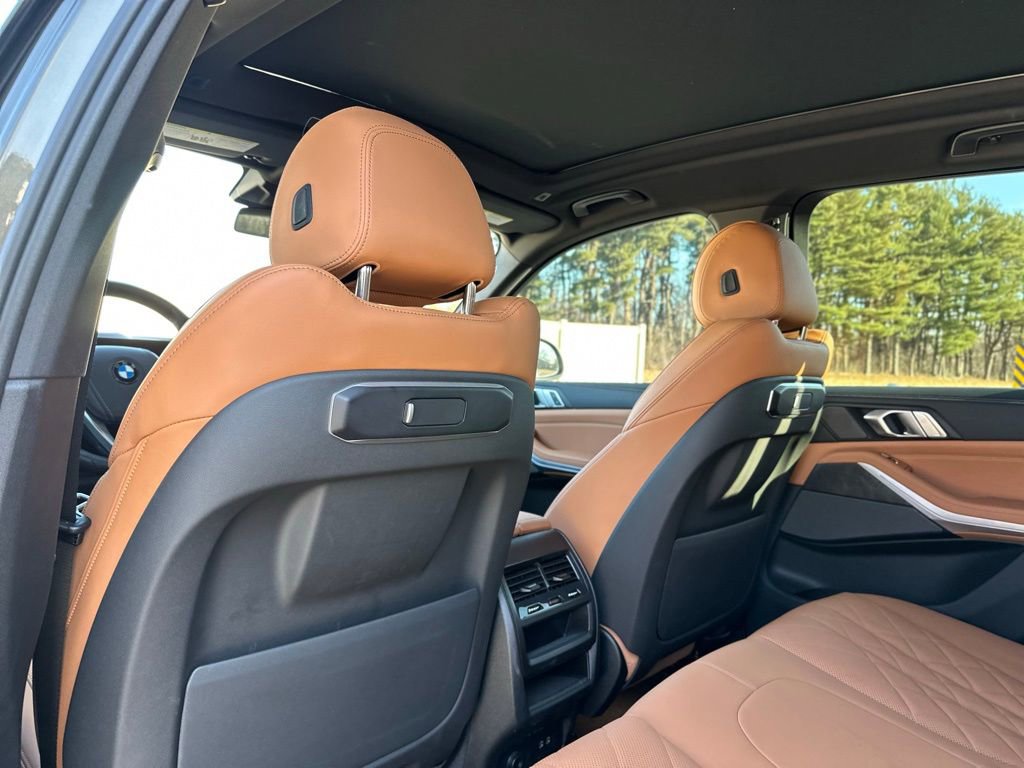 Certified 2024 BMW X5 xDrive40i w/ Premium Package image 23