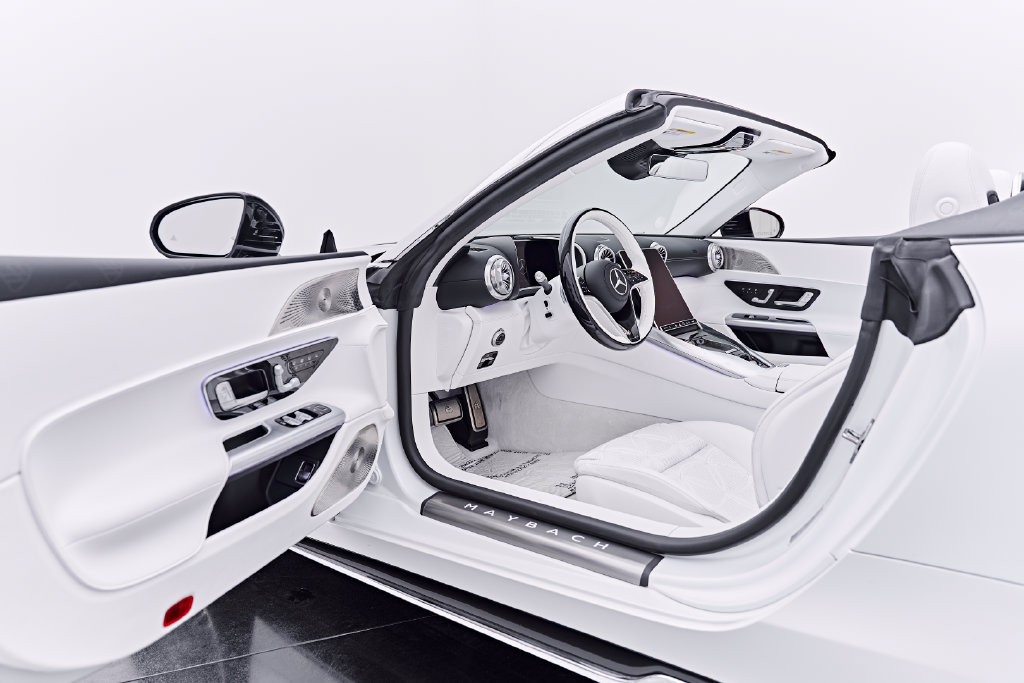 Used 2026 Mercedes-Benz Maybach SL 680 image 42
