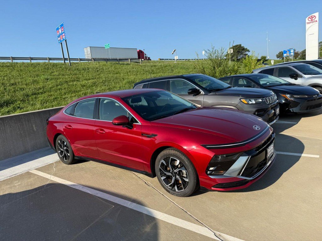 Used 2024 Hyundai Sonata SEL FWD image 5