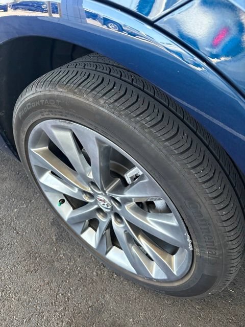 Used 2023 Buick Envision Avenir FWD image 7