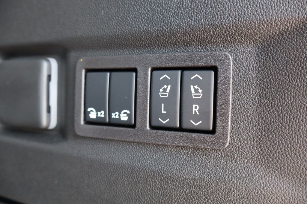 New 2025 Chevrolet Tahoe Premier image 39