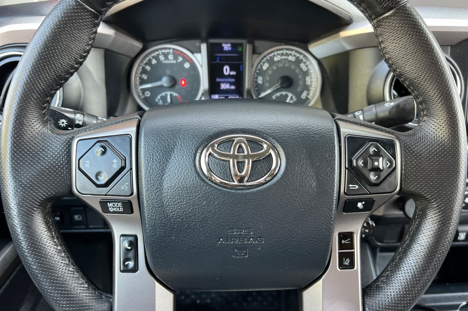 Used 2020 Toyota Tacoma SR5 w/ Blackout Package RWD image 22