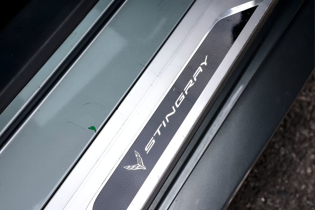 Used 2023 Chevrolet Corvette Stingray Premium Conv w/ Z51 Performance Package image 29